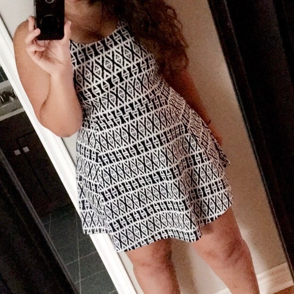 Summer dress - Picture 4 of 4